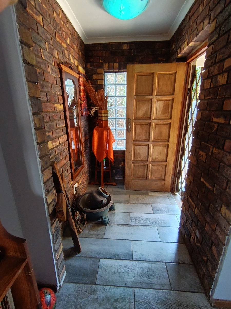 3 Bedroom Property for Sale in Noorsekloof Eastern Cape